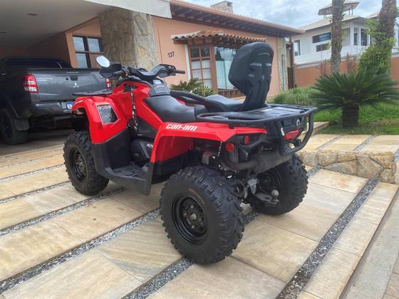 CAN-AM OUTLANDER 570 EFI 